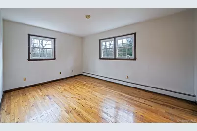 24 Lower Cross, Shoreham, NY 11786 - Photo 19