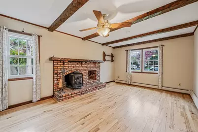 24 Lower Cross, Shoreham, NY 11786 - Photo 7