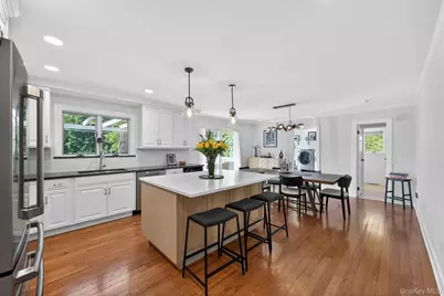 9 Briga Lane, White Plains, NY 10605 - Photo 9