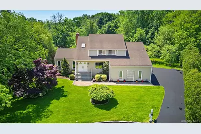 9 Briga Lane, White Plains, NY 10605 - Photo 3