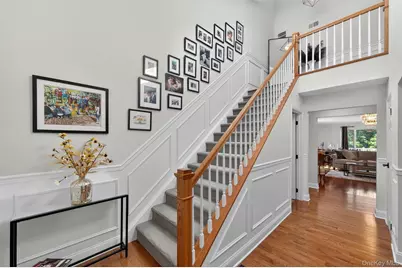 9 Briga Lane, White Plains, NY 10605 - Photo 5