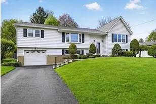 1 Pommel Dr, Newburgh, NY 12550 - Photo 5