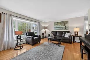 1 Pommel Dr, Newburgh, NY 12550 - Photo 9