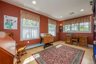 302 Laurel Rd, Pearl River, NY 10965 - Photo 15