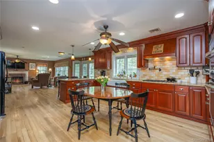 302 Laurel Rd, Pearl River, NY 10965 - Photo 11