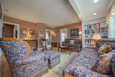 302 Laurel Road, Pearl River, NY 10965 - Photo 13