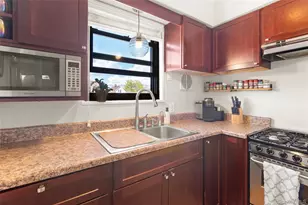 125 Park Ave, Amityville, NY 11701 - Photo 7