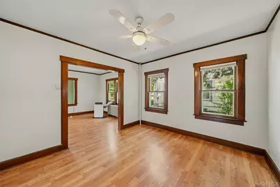 24 Lincoln Street, Sloatsburg, NY 10974 - Photo 11