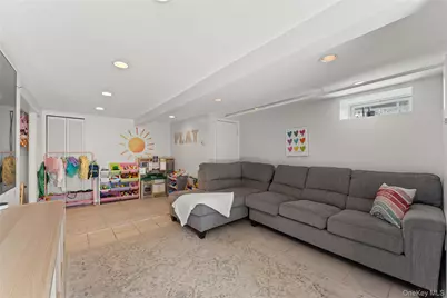 29 Glendale Avenue, Armonk, NY 10504 - Photo 17