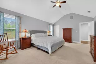 153 Stratford Dr, Poughkeepsie, NY 12603 - Photo 15