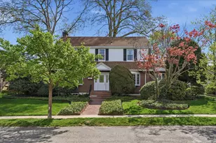 6-41 158th St, Whitestone, NY 11357 - Photo 3