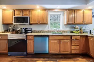 8 Lake Shore Dr W, Rock Hill, NY 12775 - Photo 11
