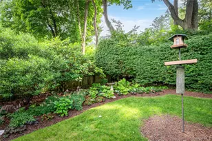 429 Old Post Rd, Bedford, NY 10506 - Photo 21
