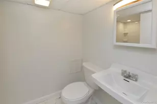 7 Pioneer Ave, Suffern, NY 10901 - Photo 25