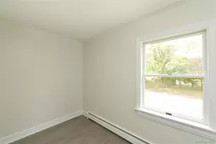 7 Pioneer Ave, Suffern, NY 10901 - Photo 15