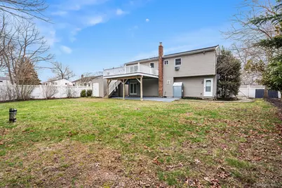 549 4th Street, Ronkonkoma, NY 11779 - Photo 37