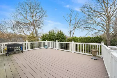 549 4th Street, Ronkonkoma, NY 11779 - Photo 7