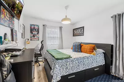 549 4th Street, Ronkonkoma, NY 11779 - Photo 35