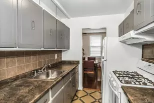 596 Broadway, Lynbrook, NY 11563 - Photo 7