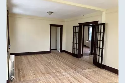 226 Glen Cove Avenue #2nd floor, Glen Cove, NY 11542 - Photo 9
