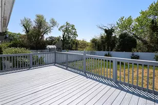 874 Seamans Nck Rd, Seaford, NY 11783 - Photo 29