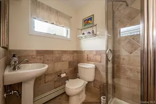 22 Willa Way, Massapequa, NY 11758 - Photo 17