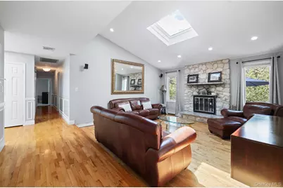 59 S Constitution Drive, Tappan, NY 10983 - Photo 7