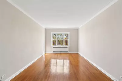 7636 113th Street #6M, Forest Hills, NY 11375 - Photo 5