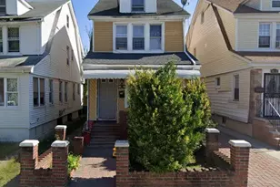 205-26 116th Rd, Saint Albans, NY 11412 - Photo 1