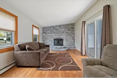 22 Redpine Road, Medford, NY 11763 - Photo 3