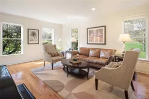 11 Hollowtree Rd, Briarcliff Manor, NY 10510 - Photo 19