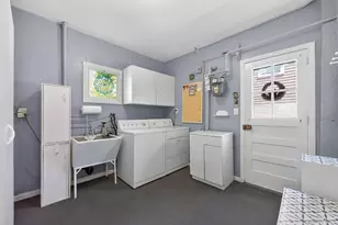 16 Roy Pl, Eastchester, NY 10709 - Photo 33