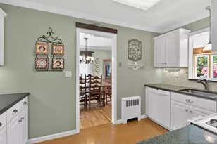16 Roy Pl, Eastchester, NY 10709 - Photo 21