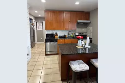 176 Kingfisher Road, Levittown, NY 11756 - Photo 3