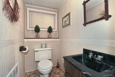 104 Charles Street, Massapequa, NY 11758 - Photo 19