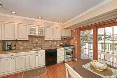 104 Charles Street, Massapequa, NY 11758 - Photo 7
