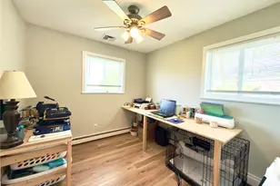 22 Buttermilk Dr, Poughkeepsie, NY 12601 - Photo 15
