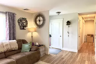 22 Buttermilk Dr, Poughkeepsie, NY 12601 - Photo 7