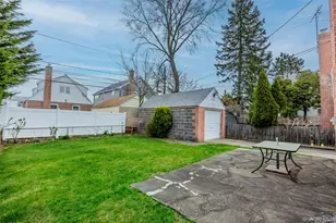 218 Brown St, Mineola, NY 11501 - Photo 39