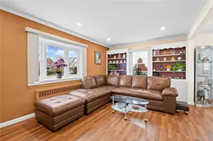 218 Brown St, Mineola, NY 11501 - Photo 11