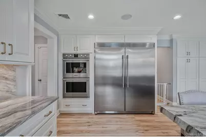128 Pace Drive S, West Islip, NY 11795 - Photo 17