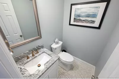 128 Pace Drive S, West Islip, NY 11795 - Photo 23