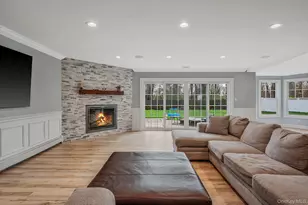 128 Pace Dr S, West Islip, NY 11795 - Photo 19