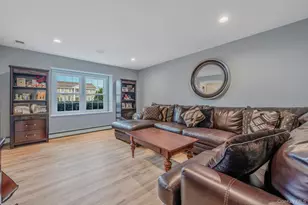 128 Pace Dr S, West Islip, NY 11795 - Photo 9