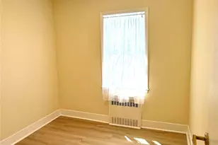 71-05 Loubet St, Forest Hills, NY 11375 - Photo 39