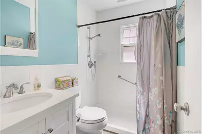 181 N 3rd Street, Bethpage, NY 11714 - Photo 11