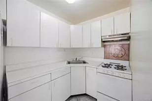 169-14 144th Rd, Jamaica, NY 11434 - Photo 3