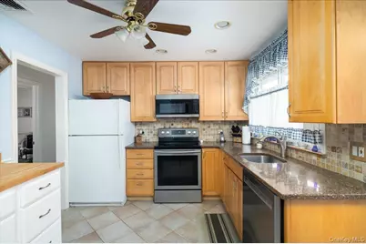 762 Durham Road, East Meadow, NY 11554 - Photo 7