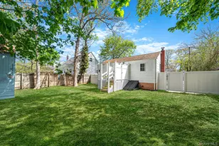 32 Dewey St, Port Jefferson Station, NY 11776 - Photo 17