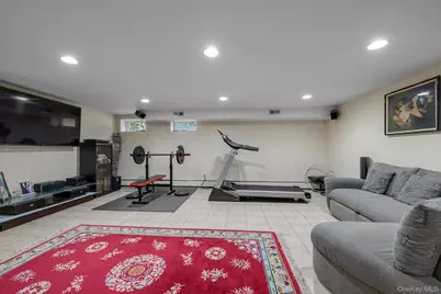 700 Sherwood Street, Woodmere, NY 11581 - Photo 19
